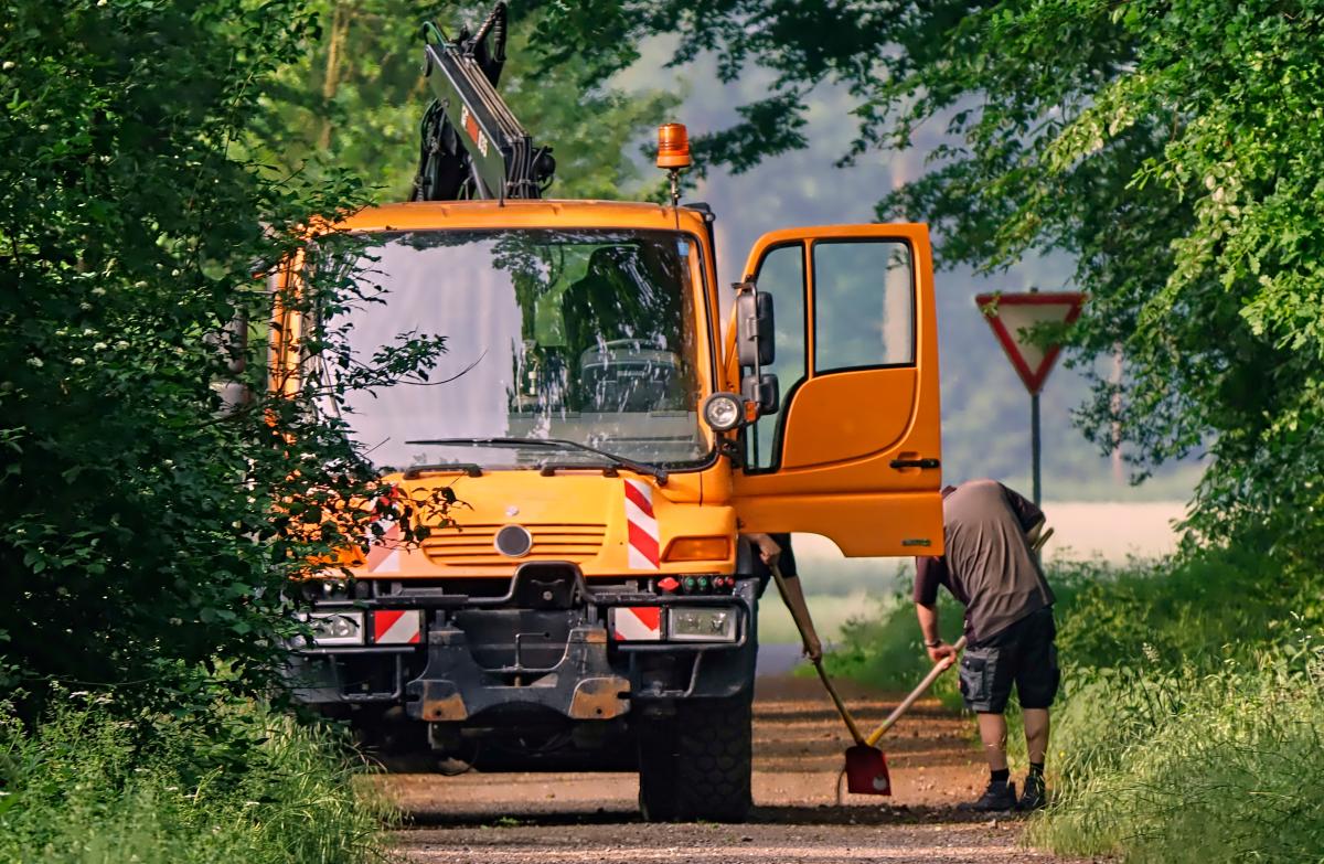 Fahrzeug vom Bauhof der Gemeinde
