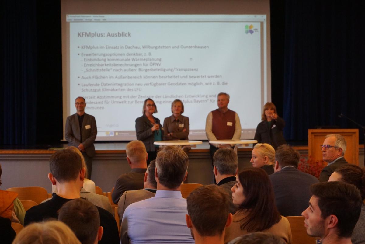 Tischgespräch an der Fachtagung "Geht doch! Den Wandel bewusst gestalten" 2023